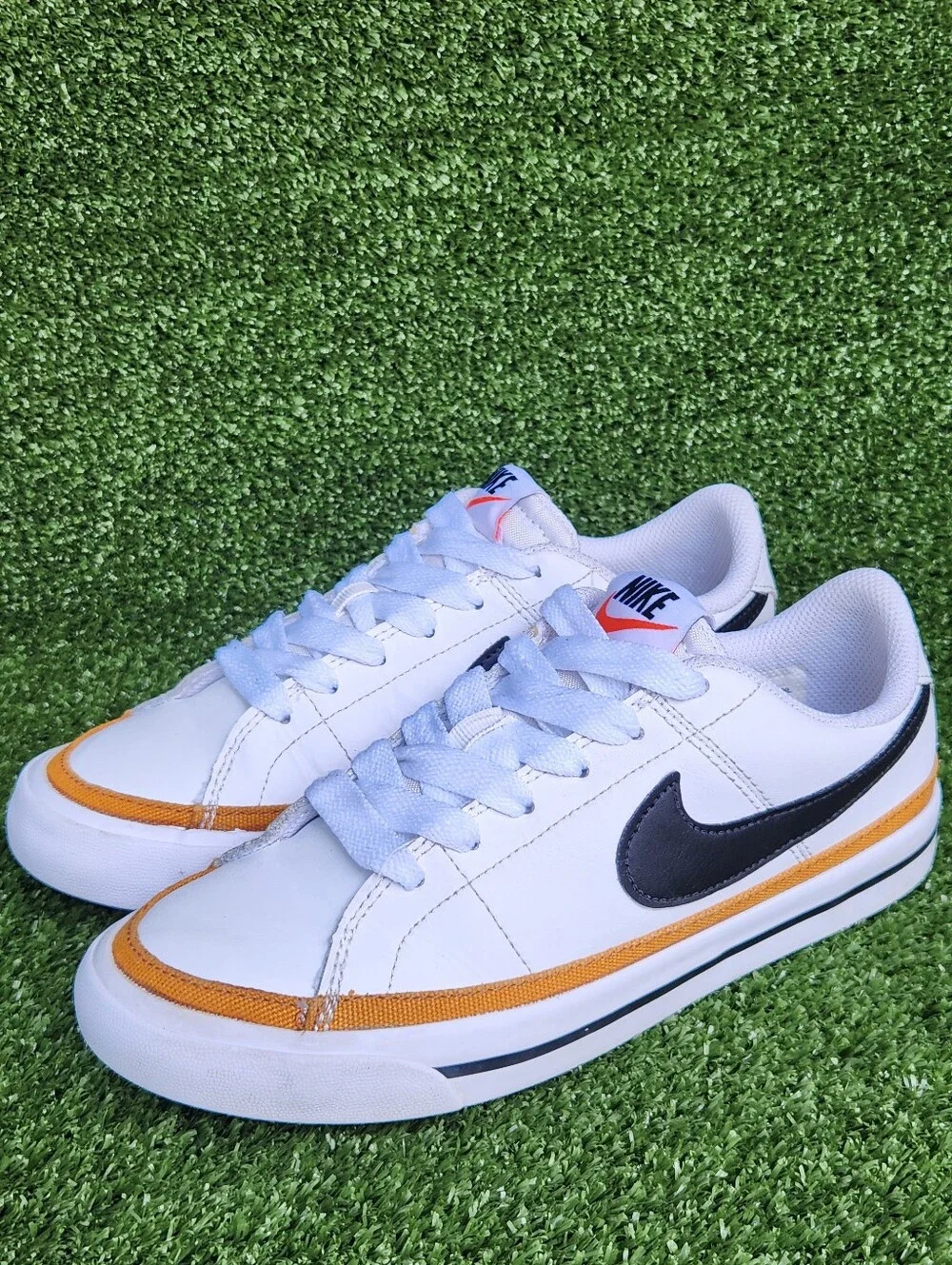 Nike Court Legacy Low Big Boys Leather White Black Sneakers Shoes Size 4.5 Youth